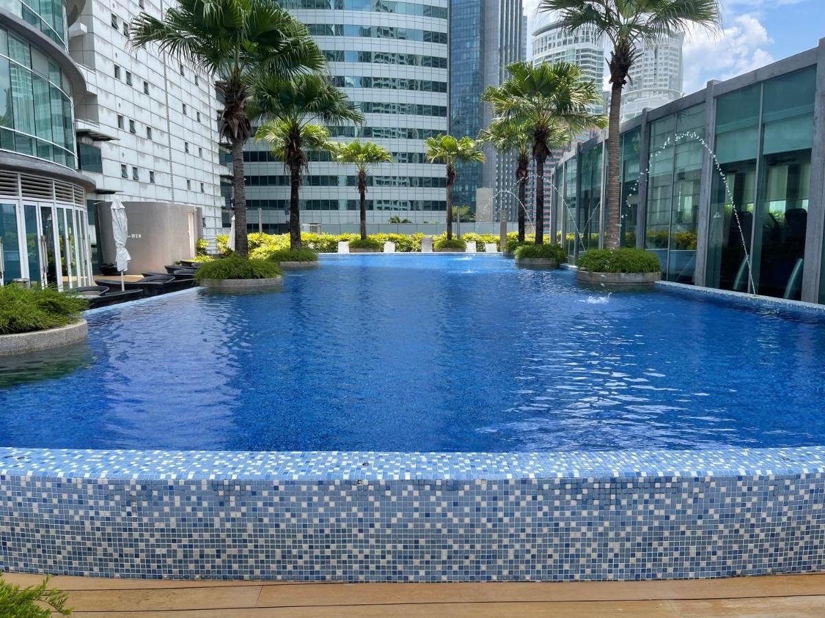 קואלה לומפור Vortex Service Suites Klcc Kl מראה חיצוני תמונה