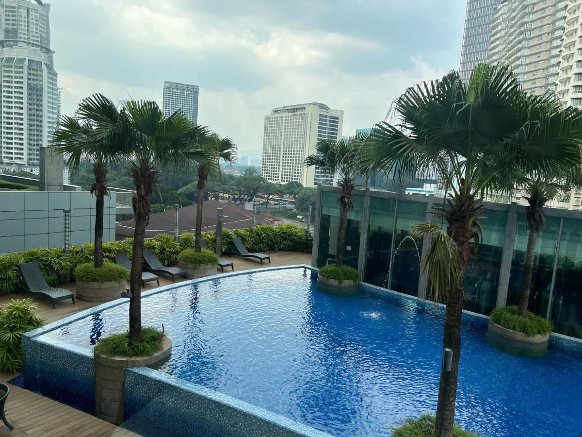 קואלה לומפור Vortex Service Suites Klcc Kl מראה חיצוני תמונה